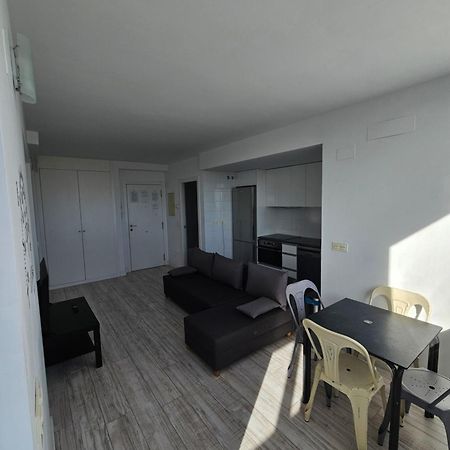 Comodo Apartamento En Madrid Luaran gambar